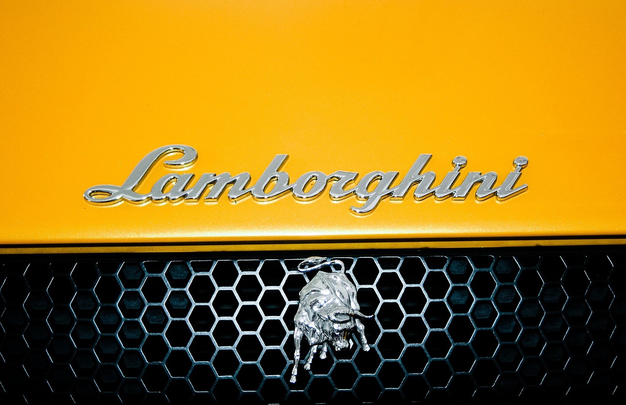Lamborghini service near 18702 at Rayco Motor Sports